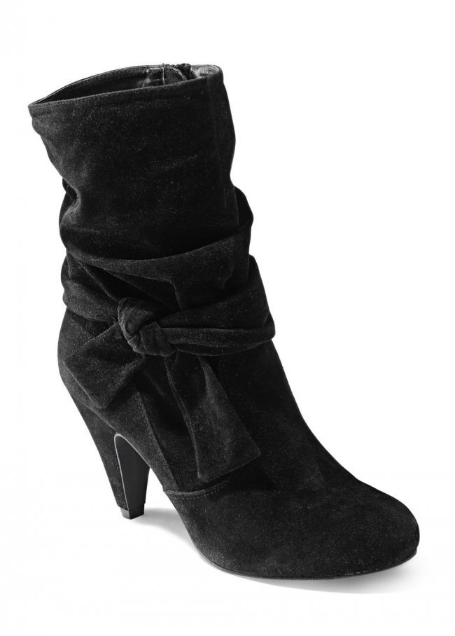 Venus Knotted Slouchy Boots in Black Venus Knotted Slouchy Boots in Black