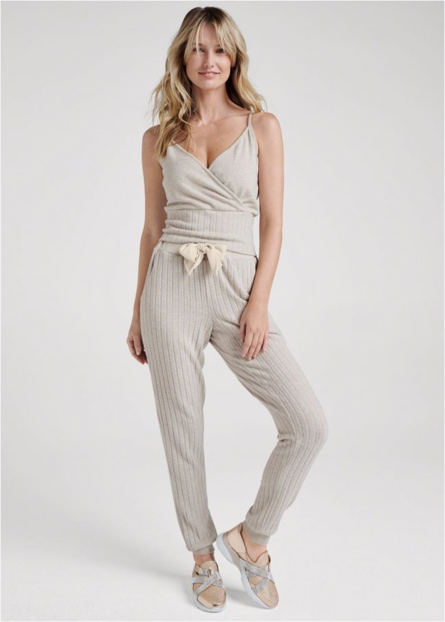 Venus Ribbed Hacci Jogger Set in Taupe Venus Ribbed Hacci Jogger Set in Taupe
