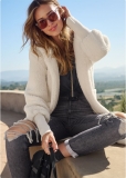 Venus Cozy Sherpa High-Low Jacket in Beige Venus Cozy Sherpa High-Low Jacket in Beige