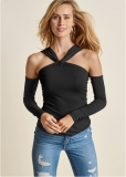 Venus Cold-Shoulder Long Sleeve Top in Black Venus Cold-Shoulder Long Sleeve Top in Black