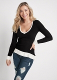 Venus VENUS | Deep-V High-Low Sweater in Black & Off White Venus VENUS | Deep-V High-Low Sweater in Black & Off White