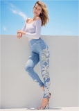 Venus Floral Embellished Jeggings in Light Wash Venus Floral Embellished Jeggings in Light Wash