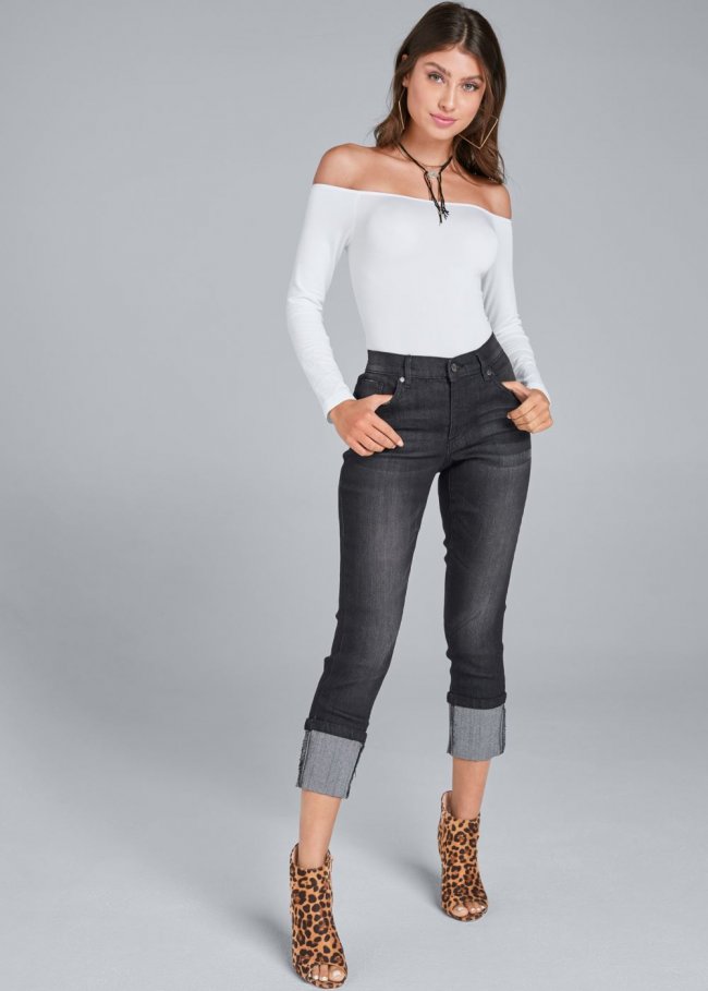 Venus Cropped Cuff Jeans in Black Venus Cropped Cuff Jeans in Black