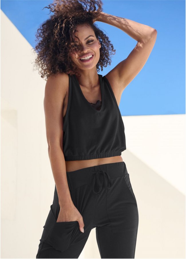 Venus Comfort Kit Crop Top in Black Venus Comfort Kit Crop Top in Black