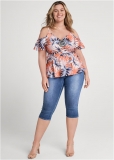 Venus Medium Wash CAPRI JEANS Venus Medium Wash CAPRI JEANS
