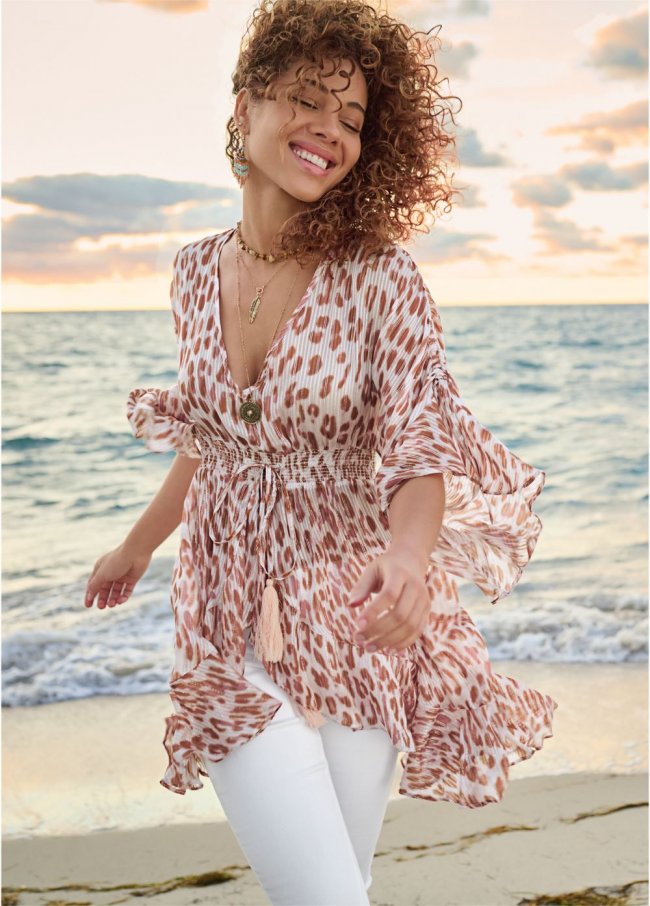 Venus Plus Size Classic Cheetah Print Kimono Top Venus Plus Size Classic Cheetah Print Kimono Top