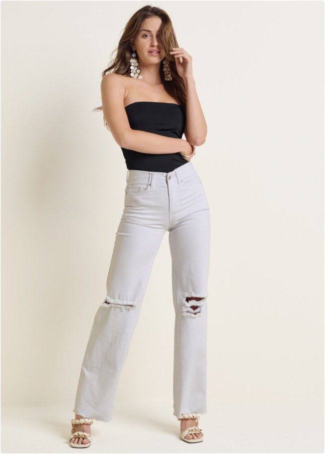 Venus Plus Size Elastic Waist Wide-Leg Jeans in White Denim Venus Plus Size Elastic Waist Wide-Leg Jeans in White Denim