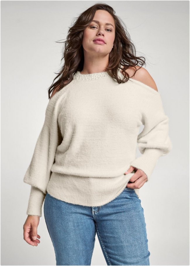 Venus Plus Size Cozy Cold Shoulder Sweater in Off White Venus Plus Size Cozy Cold Shoulder Sweater in Off White