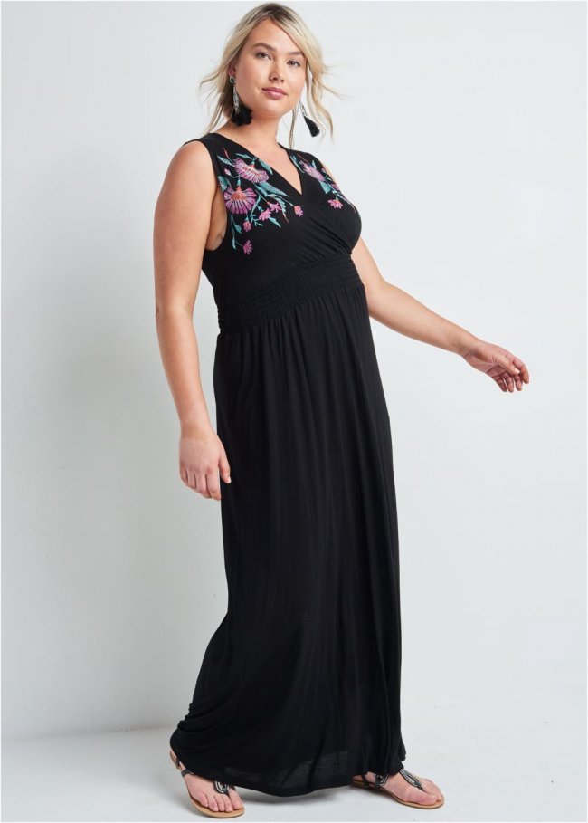 Venus Plus Size V-Neck Maxi Dress Venus Plus Size V-Neck Maxi Dress