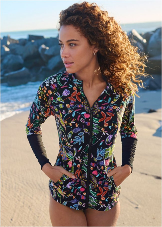 Venus Sporty Zip-Up Cover-Up in Midnight Elegance Venus Sporty Zip-Up Cover-Up in Midnight Elegance