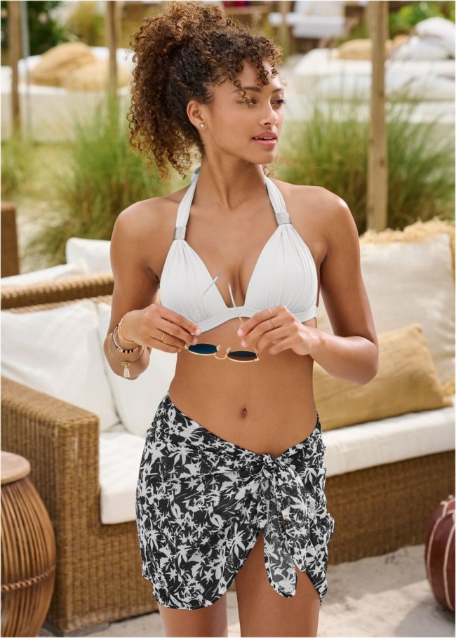 Venus Beach Belle Wrap in Black & White Foliage