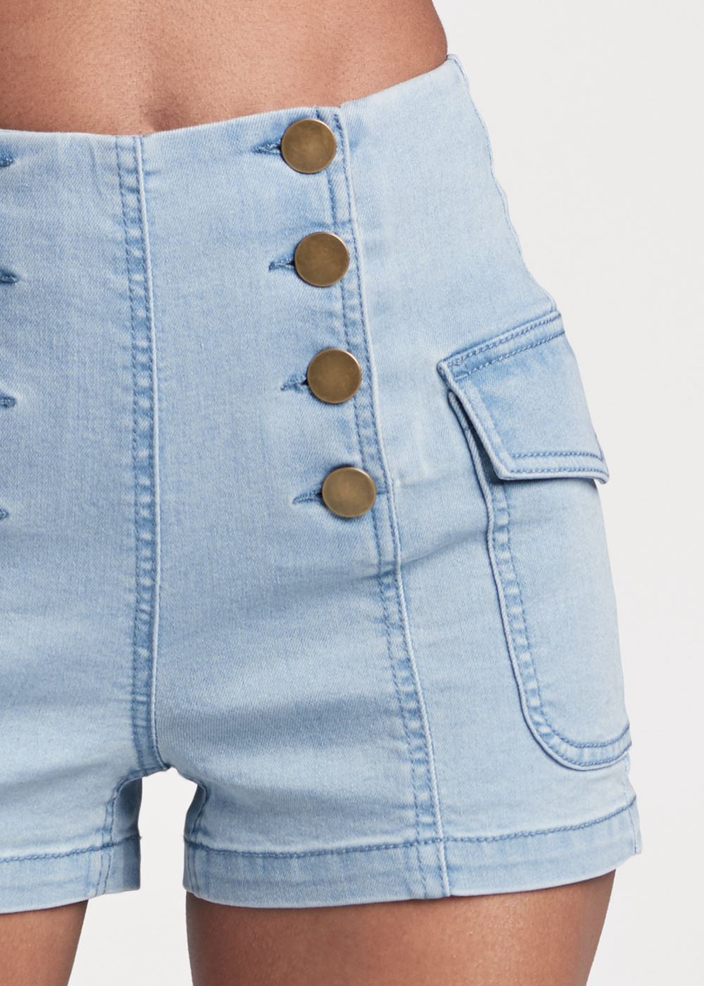 Venus Cargo Sailor Shorts - Light Wash