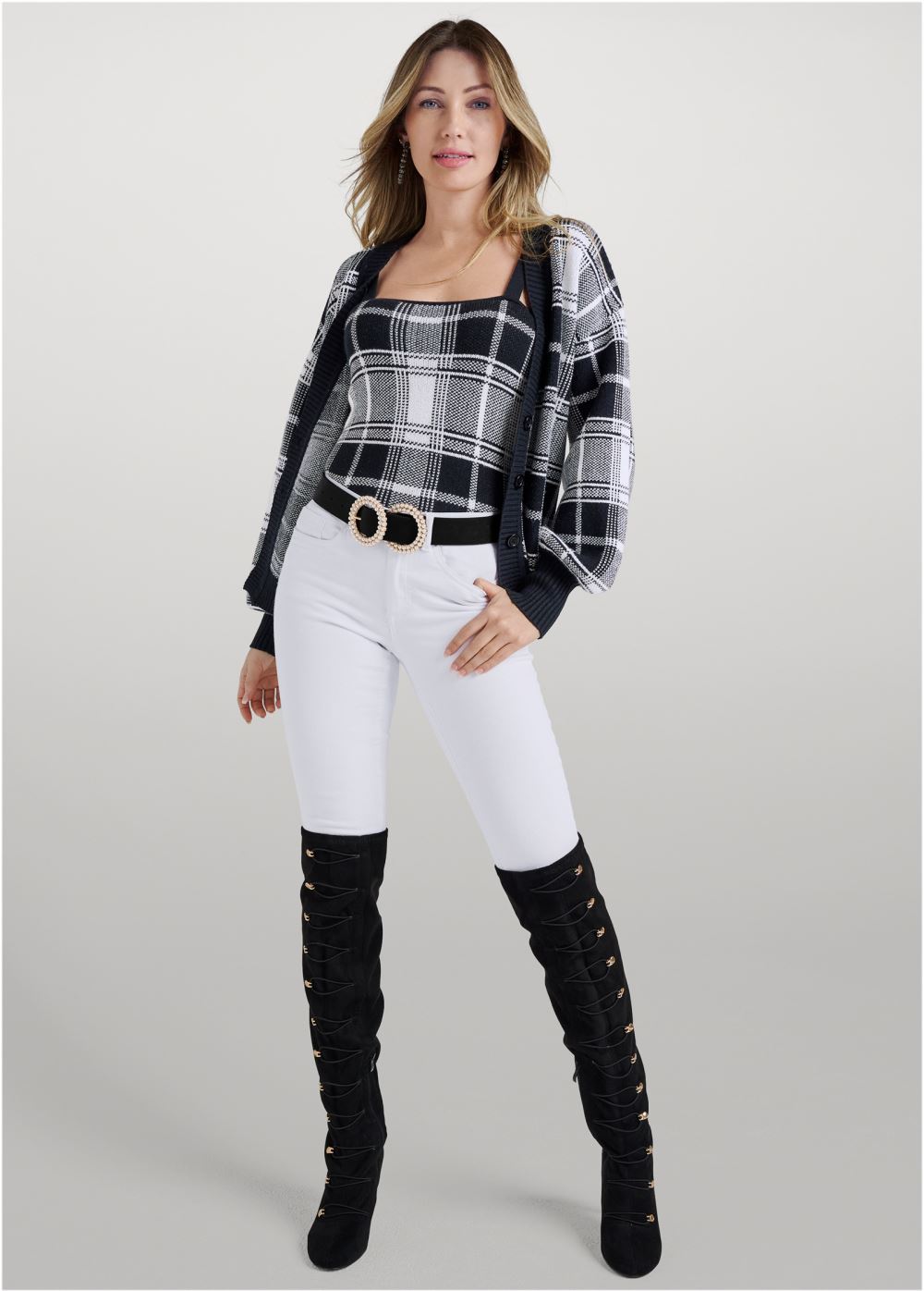 Venus VENUS | Plaid Sweater Set in Black & White