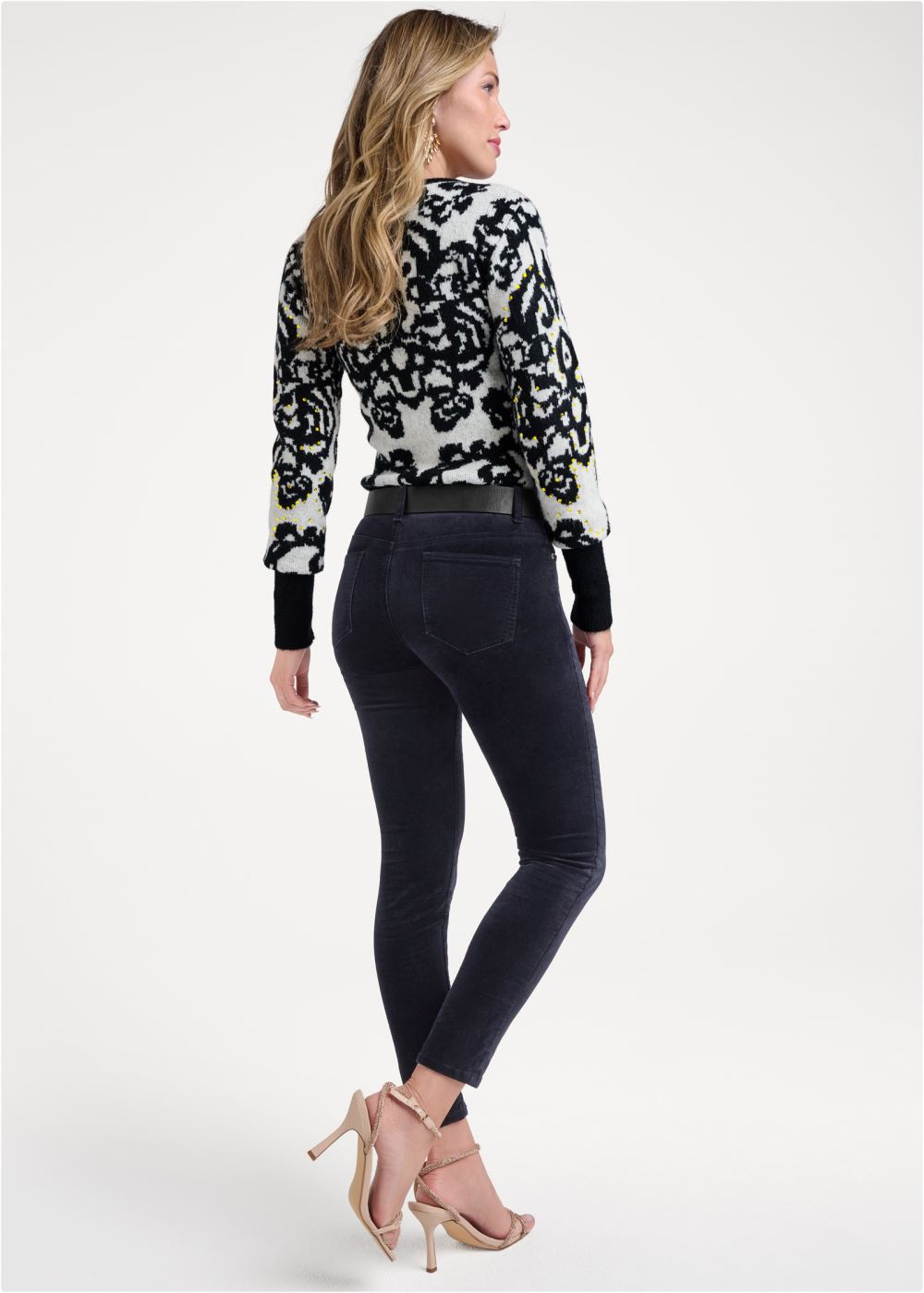 Venus VENUS | Sequin Jacquard Sweater in Black & White