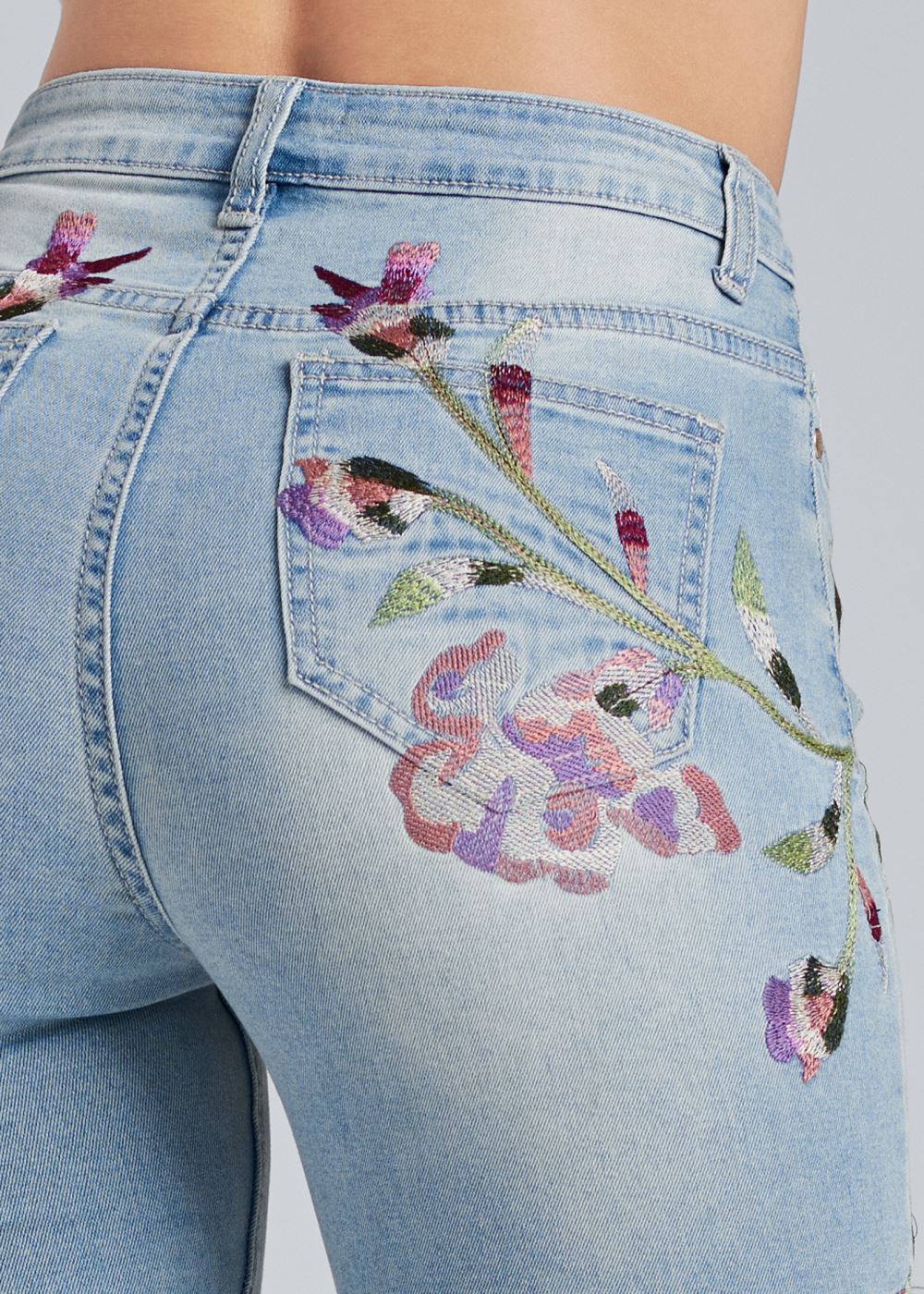 Venus Floral Embroidered Jeans in Light Wash