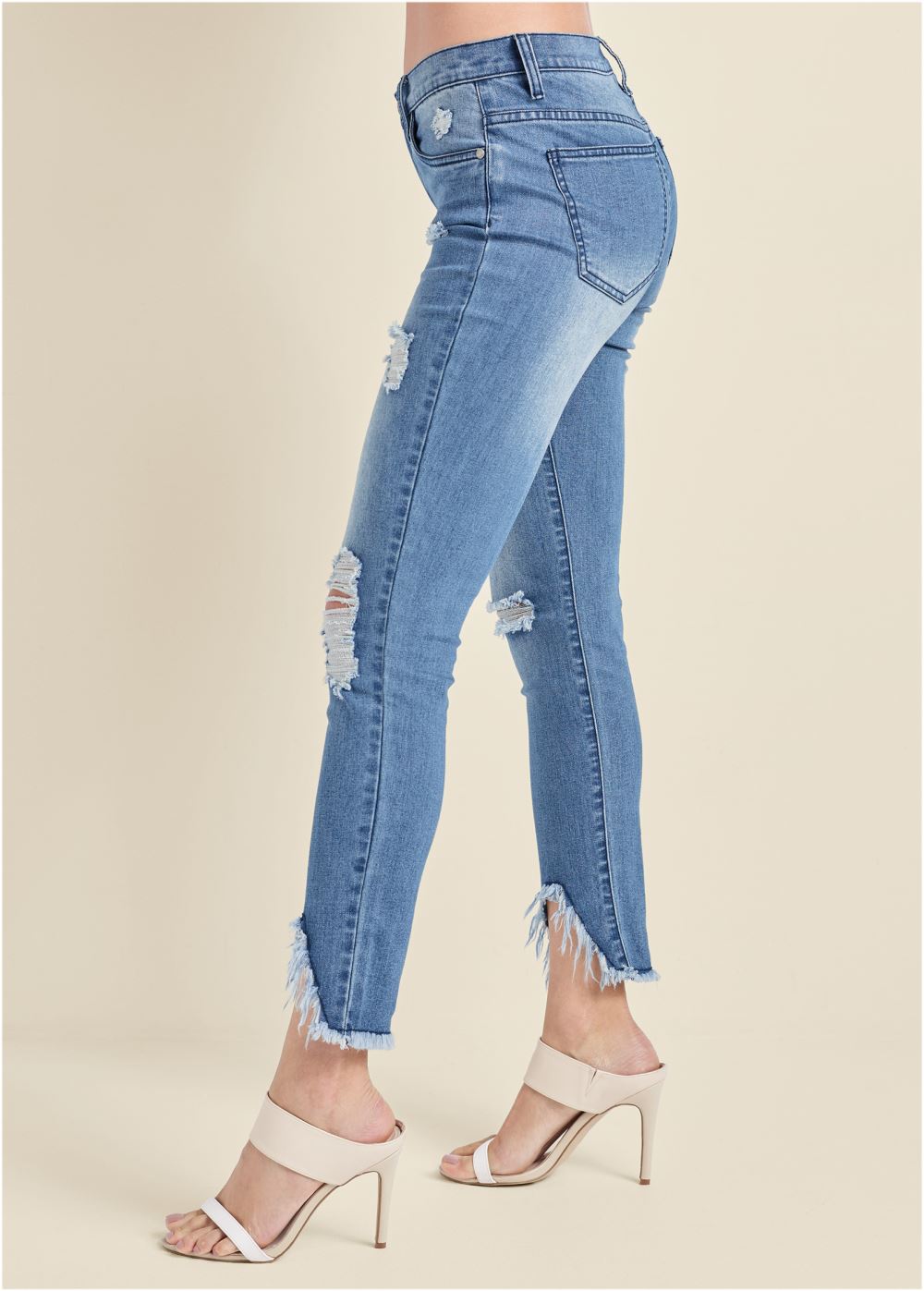 Venus Triangle Hem Jeans in Medium Wash
