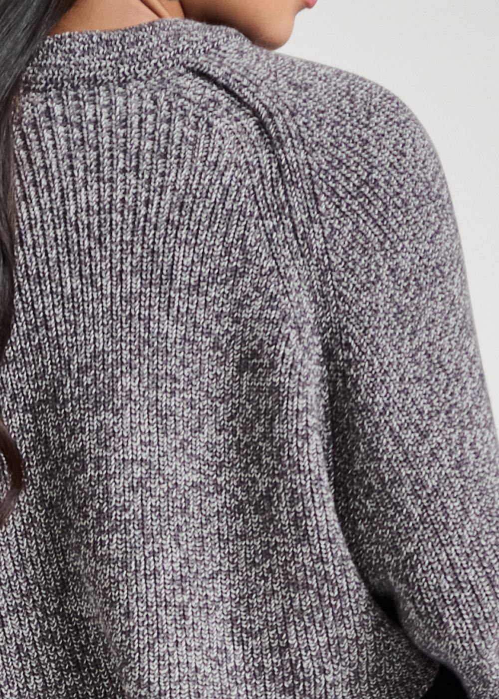 Venus VENUS | Crisscross Drop Shoulder Sweater in Dark Grey Multi