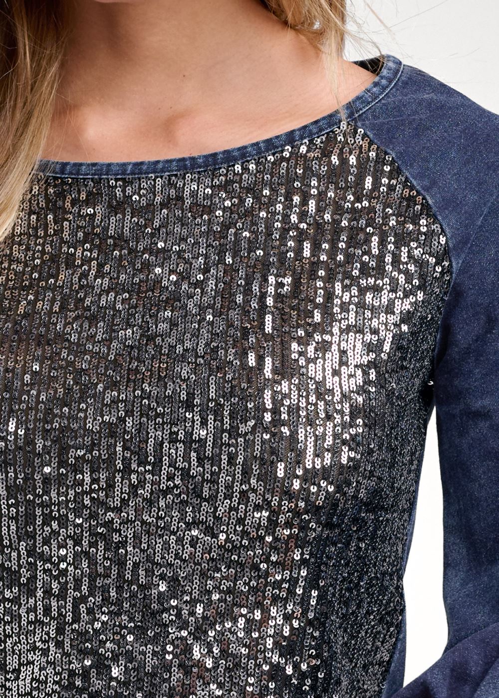 Venus Plus Size Washed Sequin Lounge Top in Blue & Silver