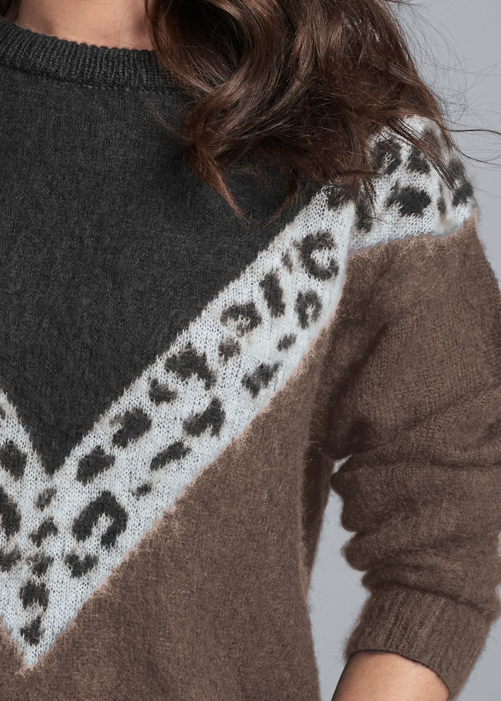Venus Plus Size Leopard Stripe Sweater in Black Multi