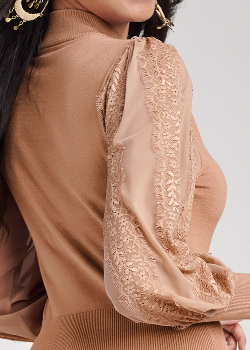 Venus Tan LACE BALLOON SLEEVE SWEATER